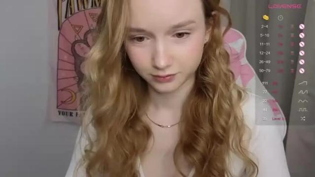 Image 10 of hillikitt Stream on Chaturbate on 21 months ago