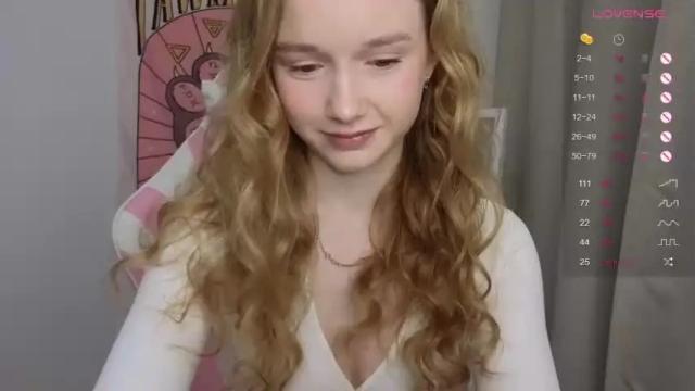 Image 2 of hillikitt Stream on Chaturbate on 21 months ago