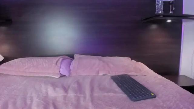 Image 3 of hilly_as Stream on Chaturbate on 15 months ago