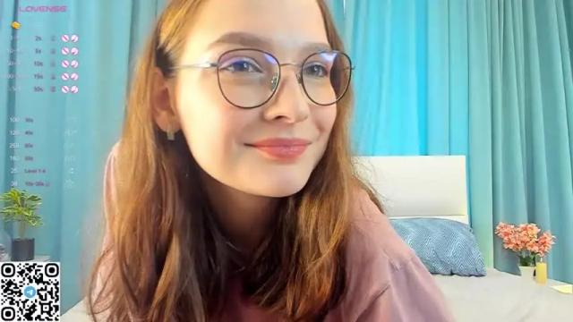 Image 6 of hilolahans Stream on Chaturbate on 13 months ago