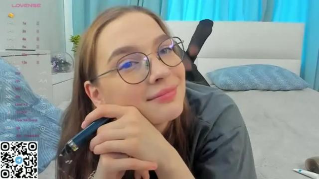 Image 8 of hilolahans Stream on Chaturbate on 13 months ago