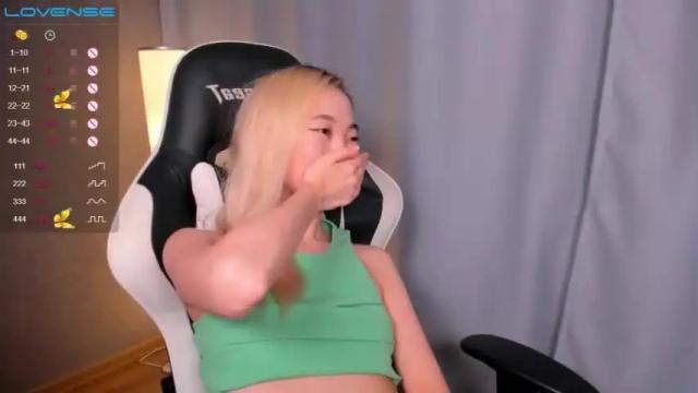 Image 10 of hina_ren Stream on Chaturbate on 21 months ago