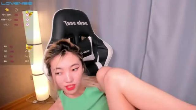 Image 2 of hina_ren Stream on Chaturbate on 21 months ago