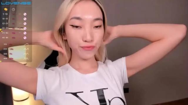 Image 10 of hina_ren Stream on Chaturbate on 25 months ago