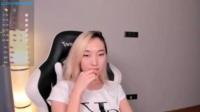 Image 12 of hina_ren Stream on Chaturbate on 25 months ago