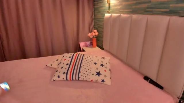 Image 3 of hina_ren Stream on Chaturbate on 21 months ago