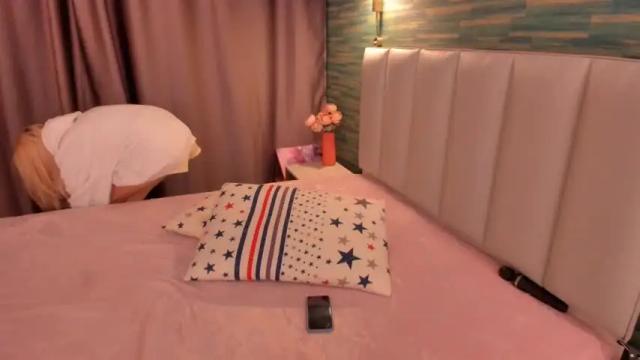 Image 4 of hina_ren Stream on Chaturbate on 21 months ago