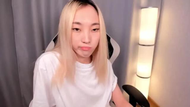 Image 4 of hina_ren Stream on Chaturbate on 21 months ago
