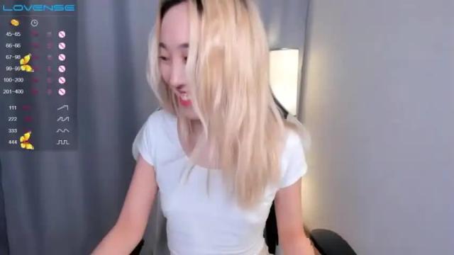 Image 4 of hina_ren Stream on Chaturbate on 20 months ago