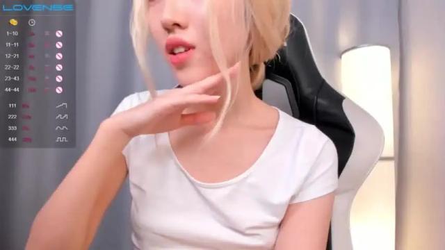 Image 6 of hina_ren Stream on Chaturbate on 20 months ago