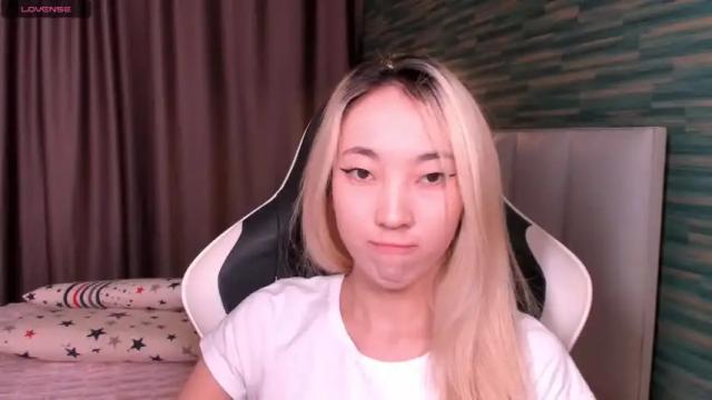 Thumbnail 1, hina_ren's Stream at Chaturbate, 20 months ago