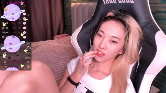 Image 8 of hina_ren Stream on Chaturbate on 20 months ago