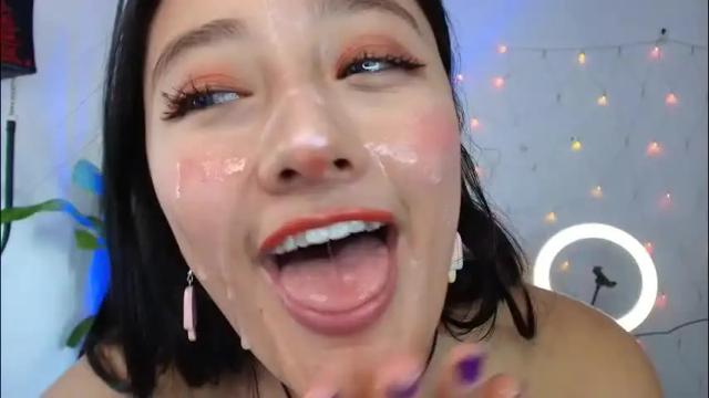 Image 3 of hinata_21_ Stream on Chaturbate on 1 month ago