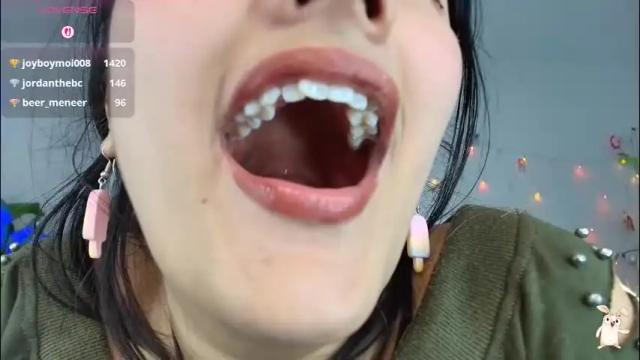 Image 8 of hinata_21_ Stream on Chaturbate on 1 month ago