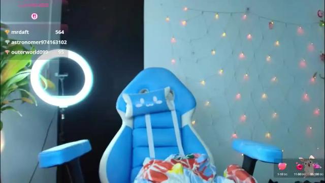 Image 10 of hinata_21_ Stream on Chaturbate on 1 month ago