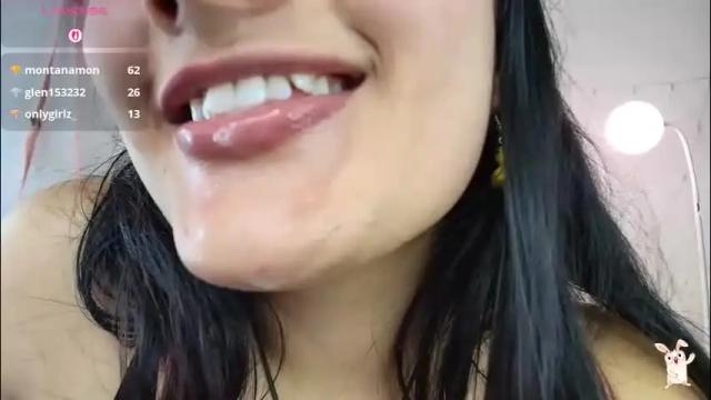 Image 3 of hinata_21_ Stream on Chaturbate on 1 month ago