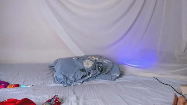 Image 3 of hinata_yamato Stream on Chaturbate on 16 months ago