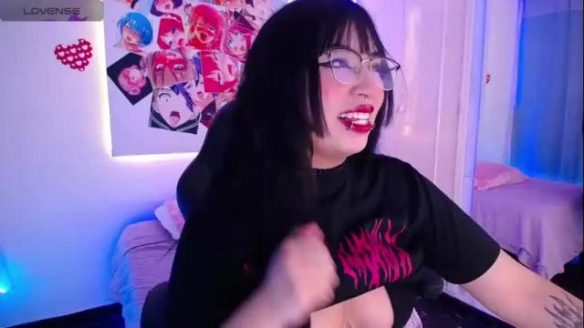 Image 6 of hinatamoon Stream on Chaturbate on 3 months ago