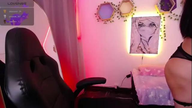 Image 2 of hinatamoon Stream on Chaturbate on 2 months ago