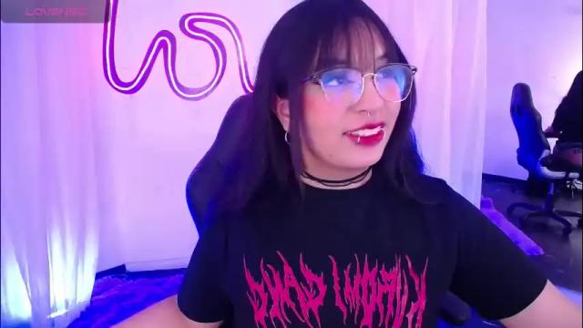 Image 3 of hinatamoon Stream on Chaturbate on 2 months ago