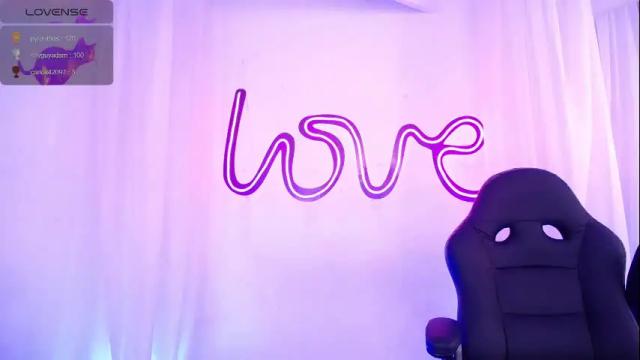 Image 6 of hinatamoon Stream on Chaturbate on 2 months ago