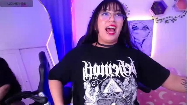 Image 3 of hinatamoon Stream on Chaturbate on 2 months ago