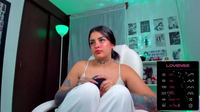 Image 6 of hinataweed01 Stream on Chaturbate on 15 months ago