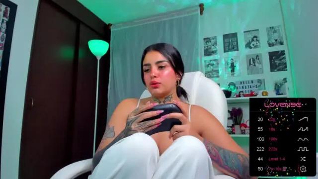Image 8 of hinataweed01 Stream on Chaturbate on 15 months ago