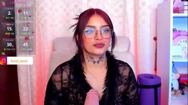Image 2 of hinataweed01 Stream on Chaturbate on 1 month ago