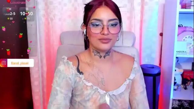 Image 3 of hinataweed01 Stream on Chaturbate on 1 month ago