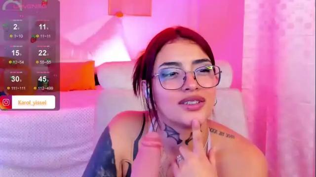 Image 7 of hinataweed01 Stream on Chaturbate on 23 days ago