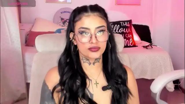 Image 2 of hinataweed01 Stream on Chaturbate on 3 months ago