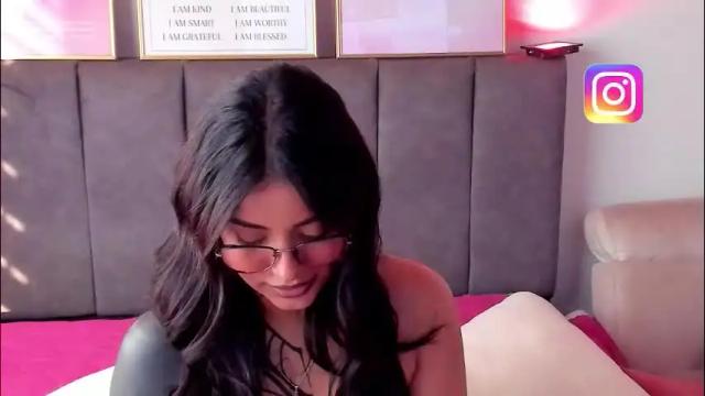 Image 3 of hinataweed01 Stream on Chaturbate on 2 days ago