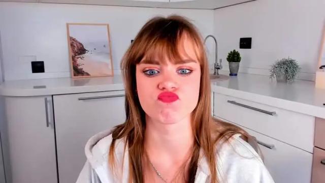 Image 10 of hinesarline Stream on Chaturbate on 20 months ago