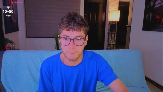Image 8 of hipatiaandhephaestus Stream on Chaturbate on 13 days ago