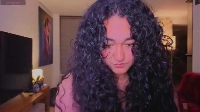 Image 2 of hipatiaandhephaestus Stream on Chaturbate on 25 days ago