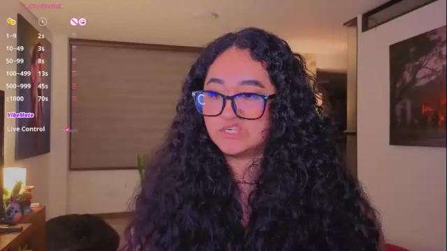 Image 2 of hipatiaandhephaestus Stream on Chaturbate on 13 days ago