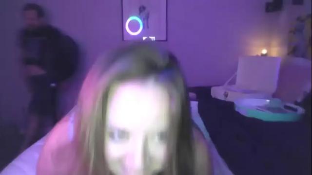 Image 2 of hippiemermaid11 Stream on Chaturbate on 17 months ago