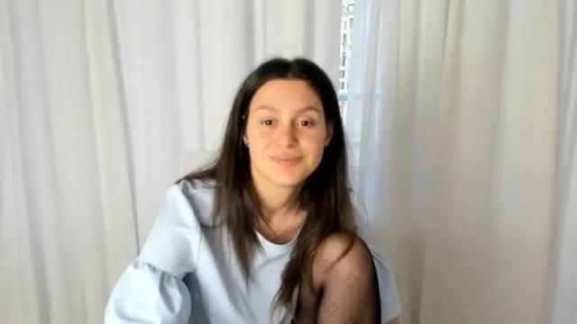 Image 3 of hitachibottl Stream on Chaturbate on 17 months ago
