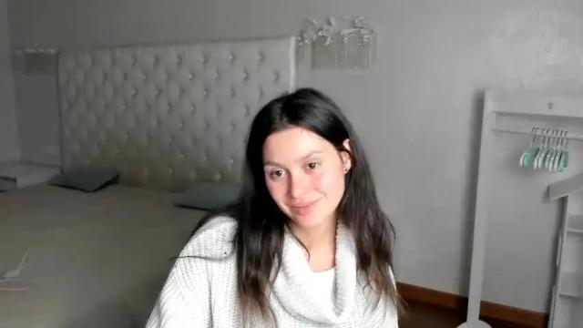 Image 8 of hitachibottl Stream on Chaturbate on 25 months ago