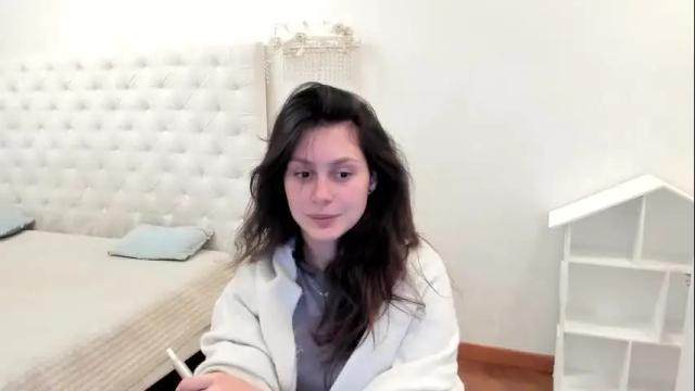 Image 2 of hitachibottl Stream on Chaturbate on 17 months ago