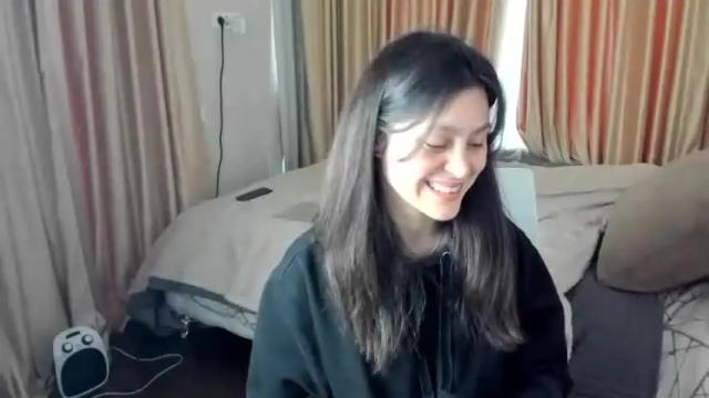 Image 12 of hitachibottl Stream on Chaturbate on 15 months ago