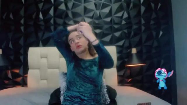 Image 11 of hitzell_vickers Stream on Chaturbate on 17 months ago