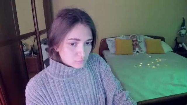 Image 12 of hloesky Stream on Chaturbate on 15 months ago