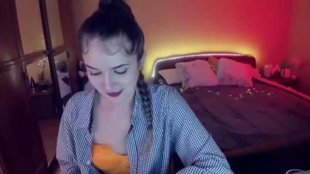 Image 3 of hloesky Stream on Chaturbate on 24 months ago