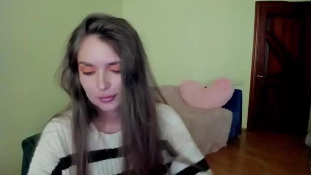 Image 3 of hloesky Stream on Chaturbate on 13 months ago