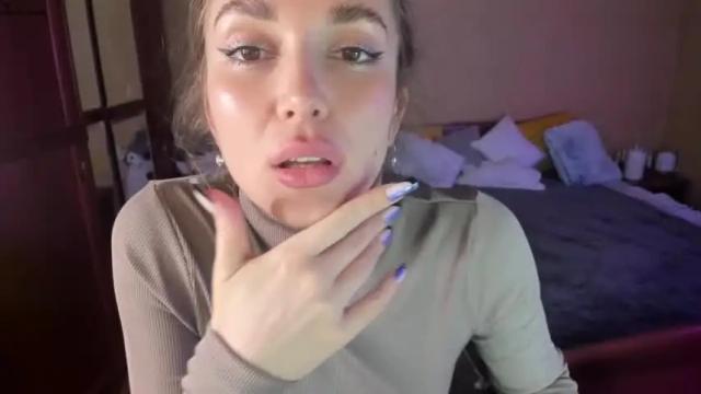 Image 8 of hloesky Stream on Chaturbate on 13 months ago