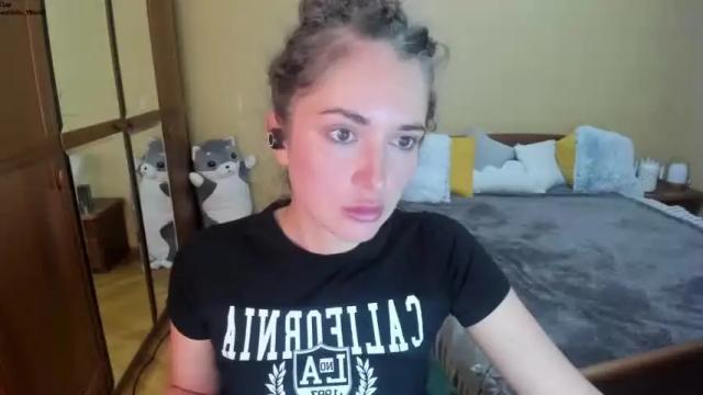 Thumbnail 1, hloesky's Stream at Chaturbate, 13 months ago