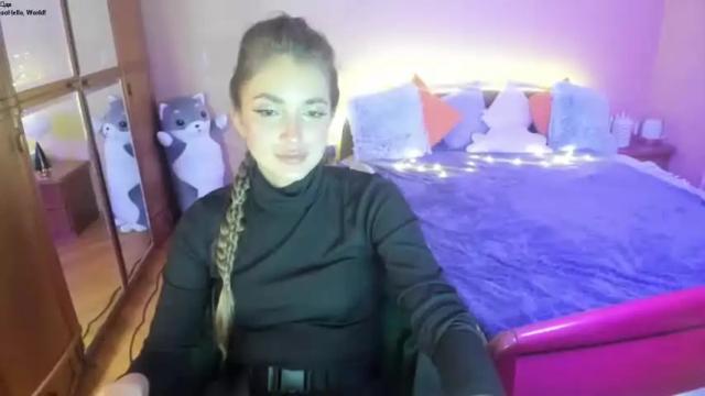 Image 3 of hloesky Stream on Chaturbate on 13 months ago