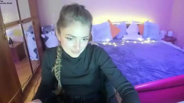 Image 8 of hloesky Stream on Chaturbate on 13 months ago